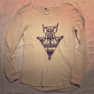 Skull and cactus billabong sweater